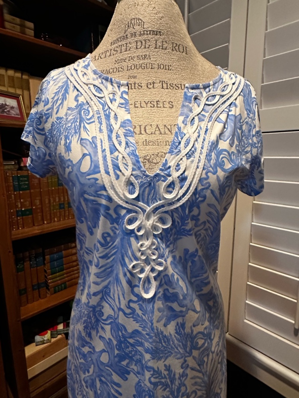 Lilly Pulitzer Blue & White Short Sleeve Embroidered V-Neck Dress - Picture 5 of 10